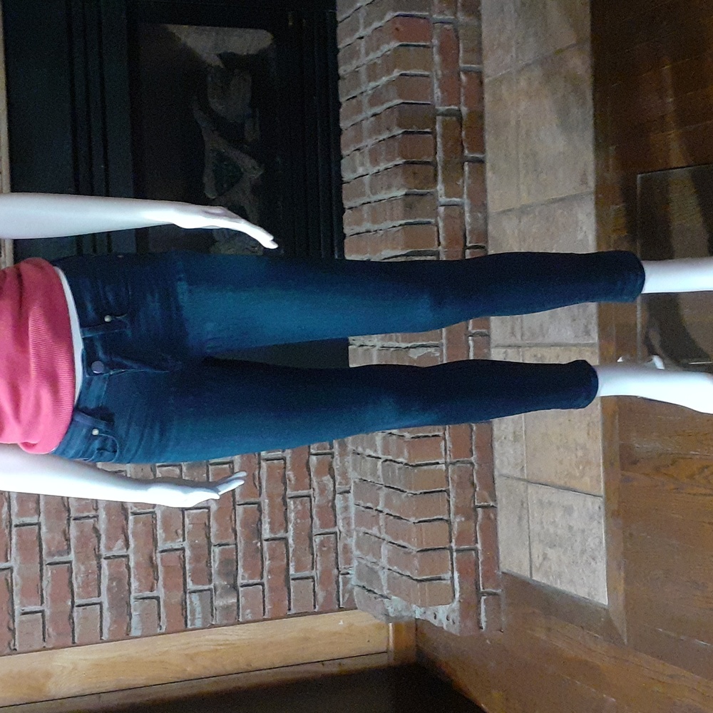 Paige Verdugo Ankle Jeans